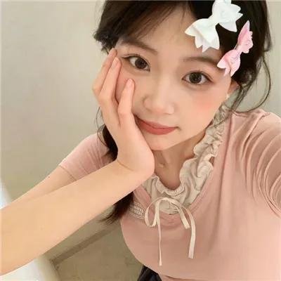 与鲨鱼游弋